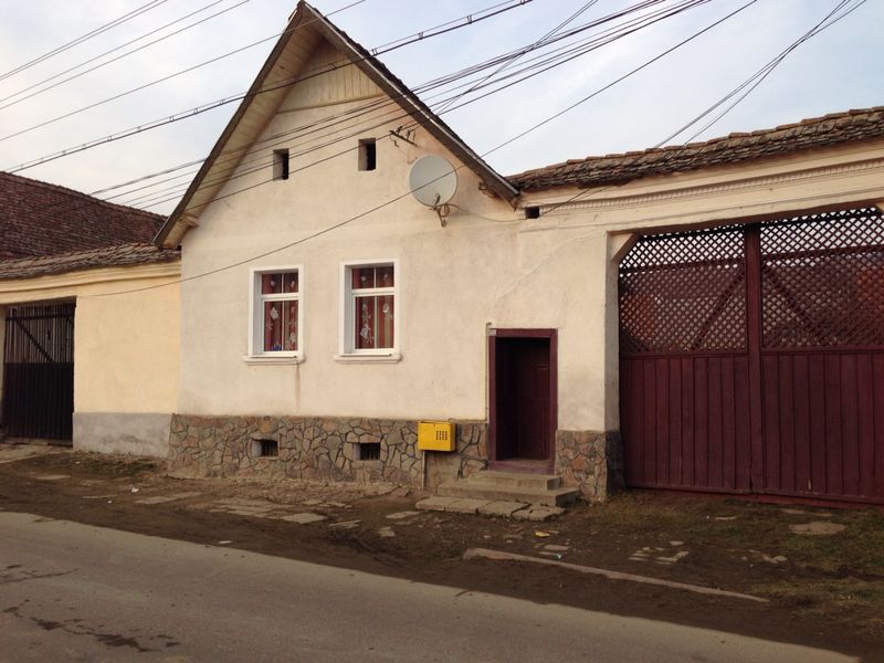 Image 27 of 37  -  93 kB